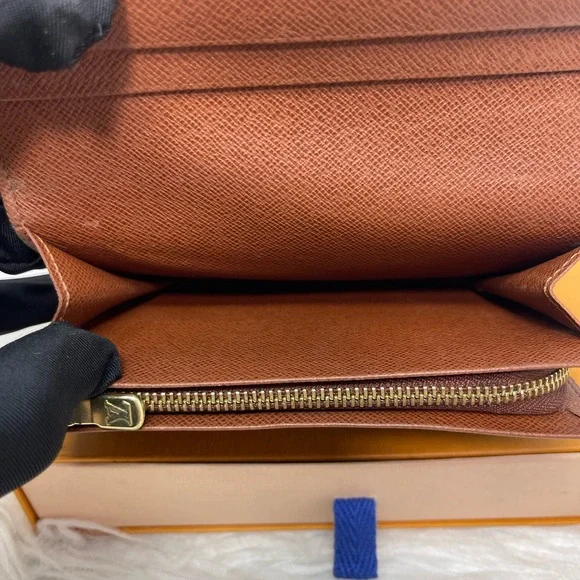 LV Tressor Wallet - Picture 14 of 14